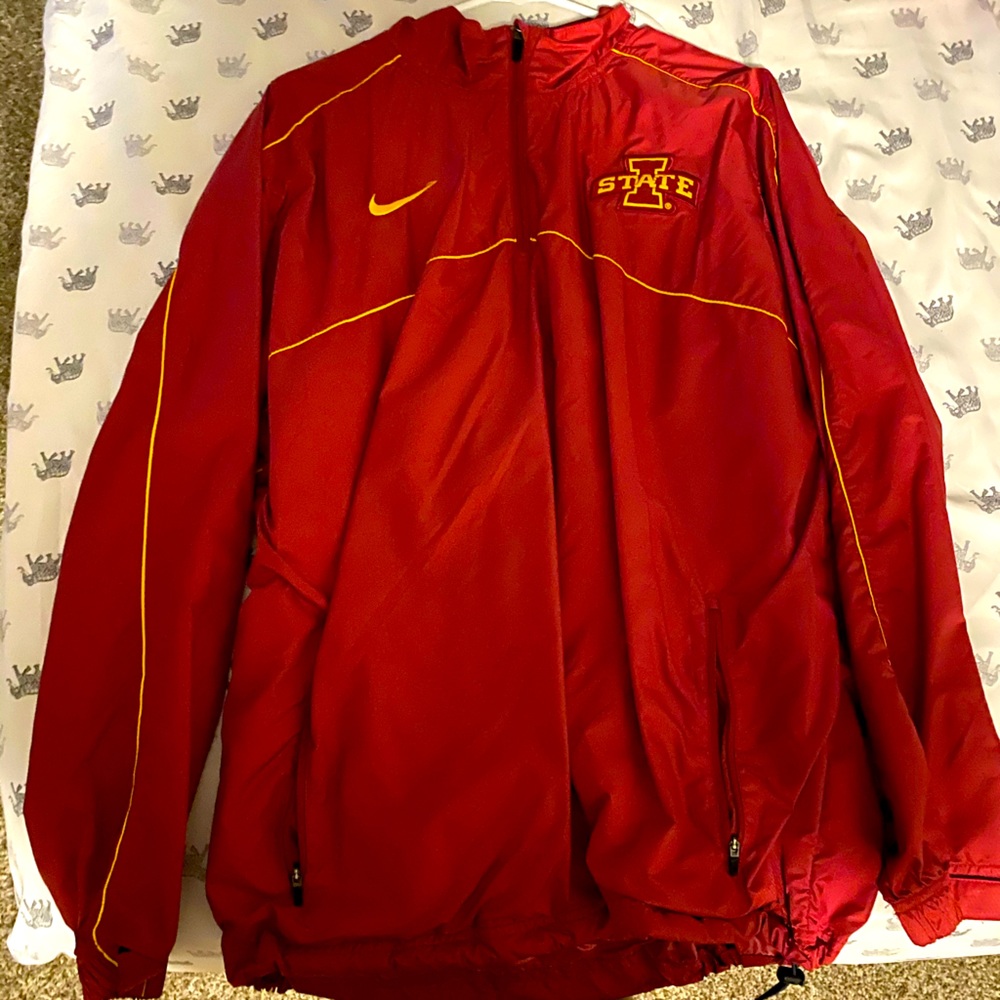 Nike Iowa state pullover